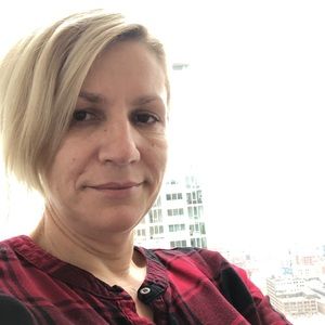 Meet your Posher, Enesa